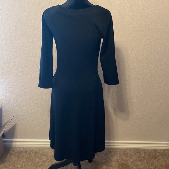 Ann Taylor Black Dress - Picture 4 of 9